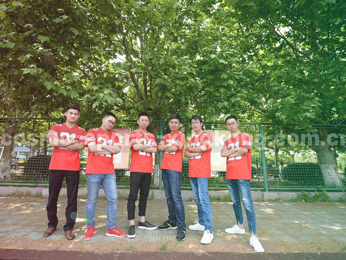 多轮次数据折线与雷达图叠加的轨迹示意图